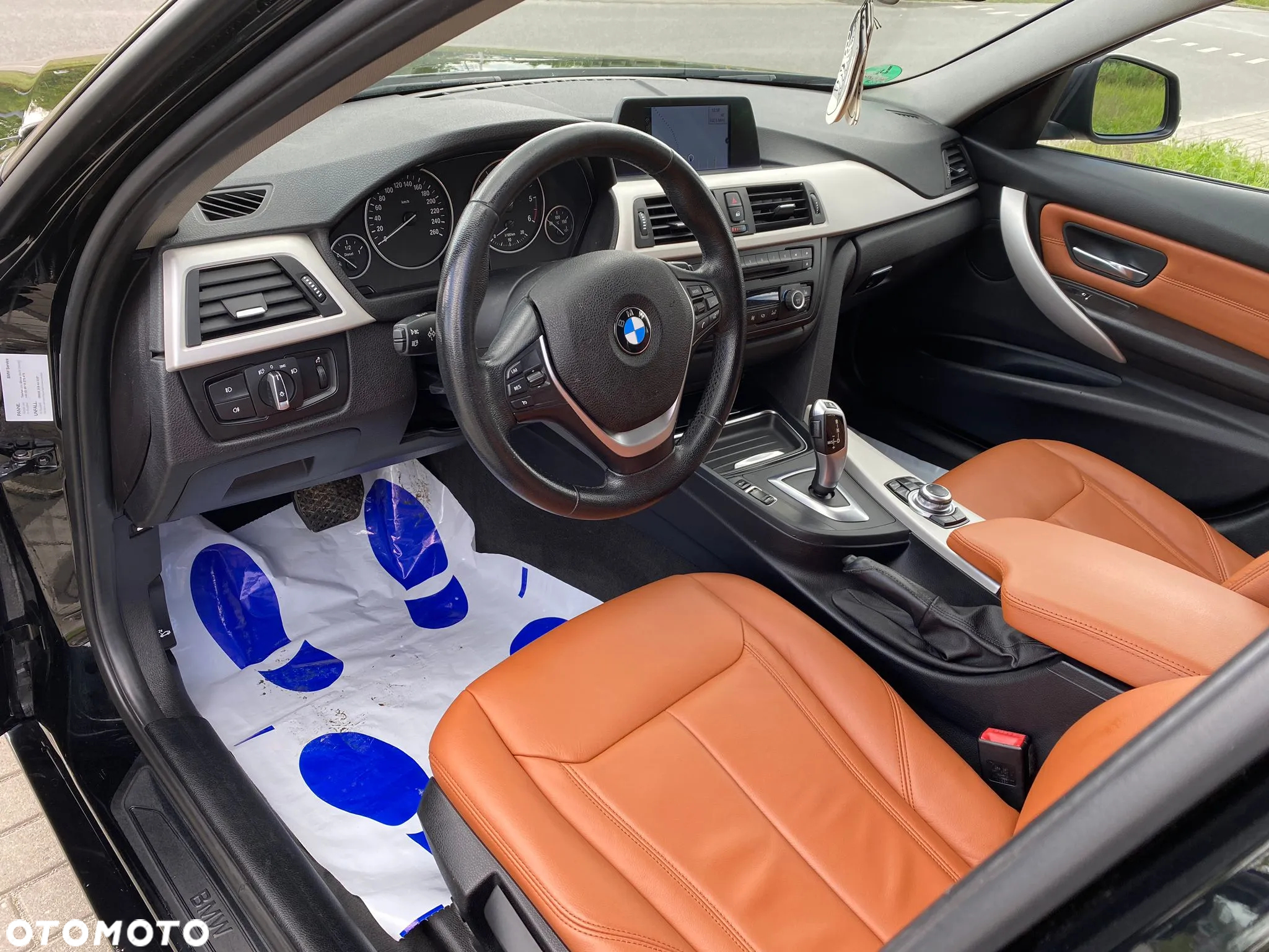 BMW Seria 3 320d Touring Luxury Line - 15