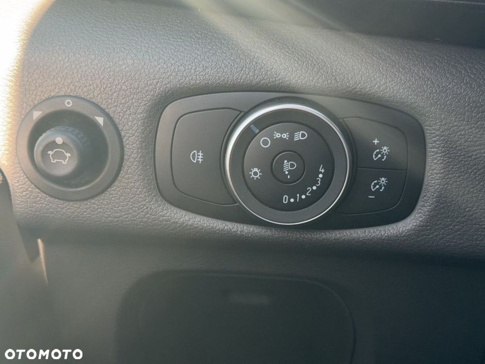 Ford transit - 17