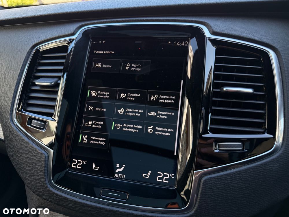 Volvo XC 90 T8 AWD Twin Engine Geartronic RDesign - 26