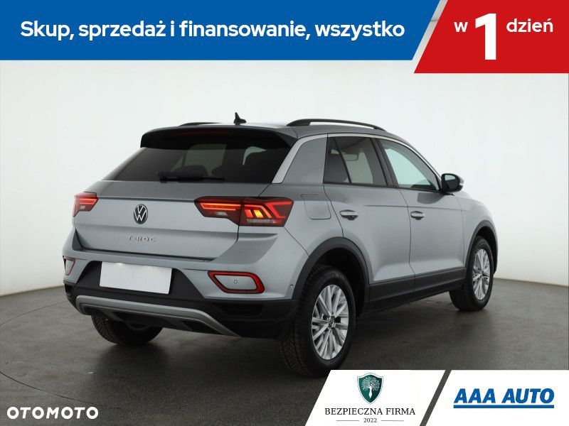 Volkswagen T-Roc - 7