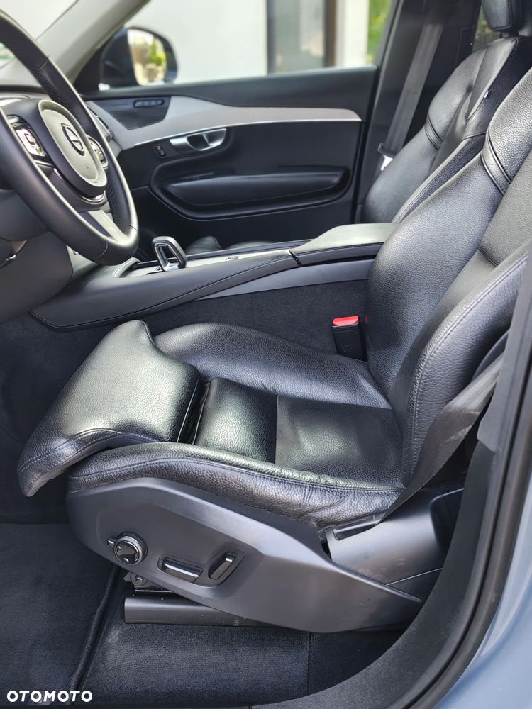 Volvo XC 90 D5 SCR AWD Inscription 7os - 30