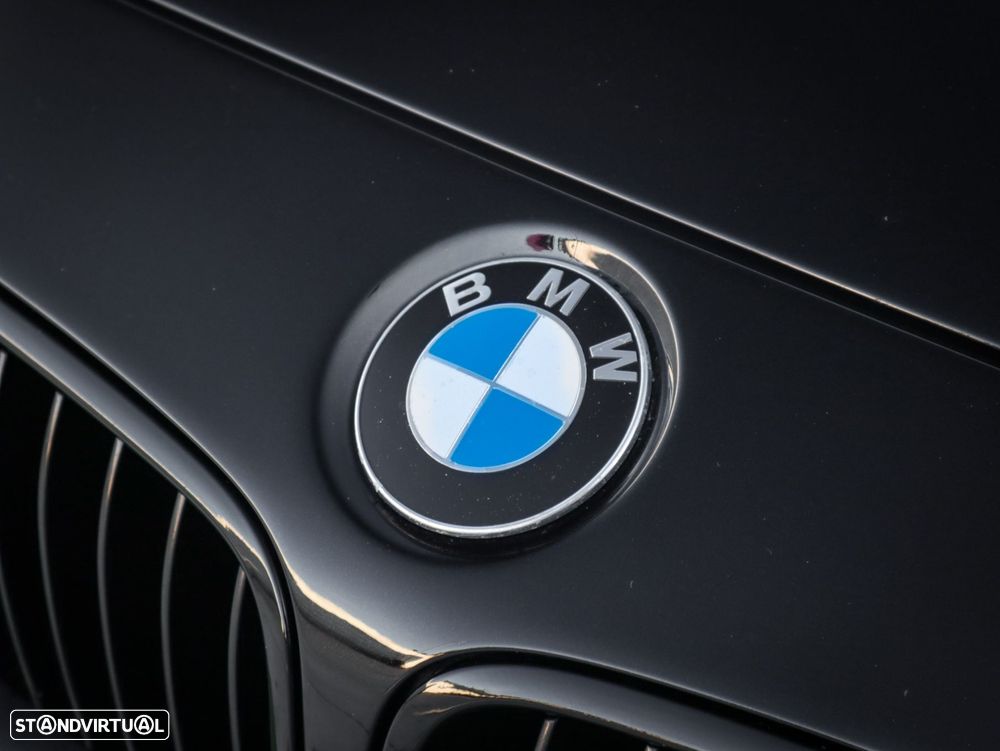 BMW 320 d EfficientDynamics Auto Line Sport - 18