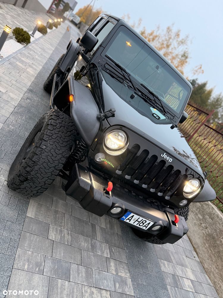 Jeep Wrangler - 26