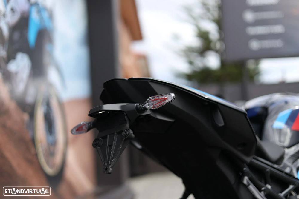 BMW M 1000 R COMPETITION - CARBON Akrapovic - 31