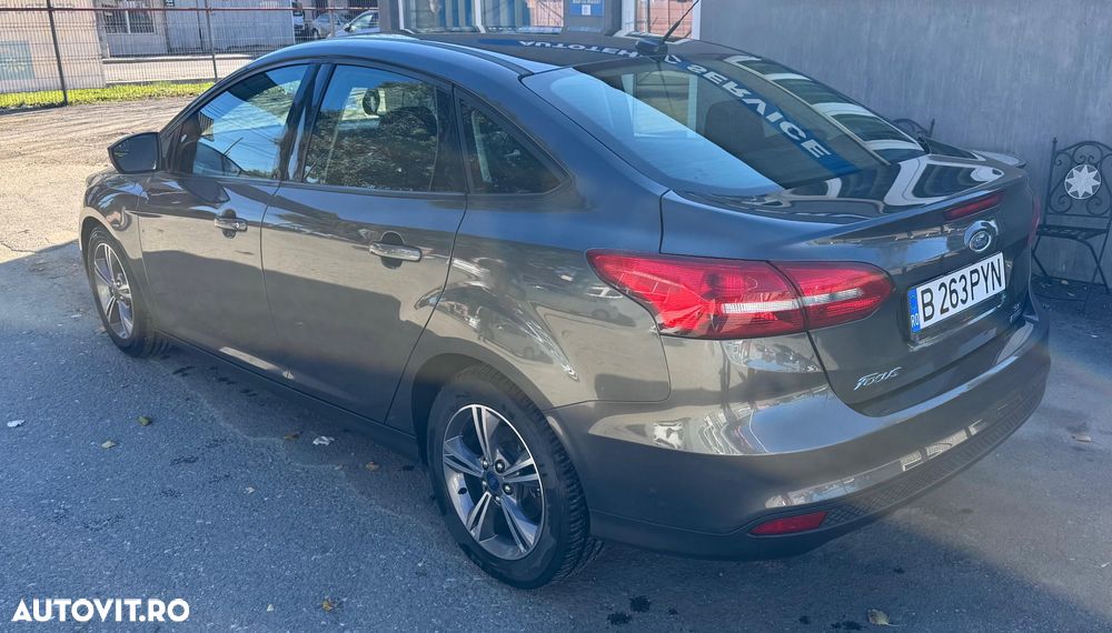 Ford Focus - 5