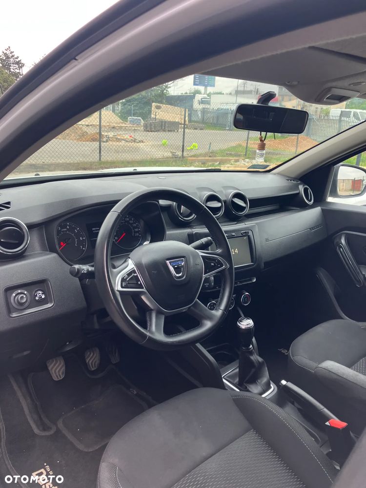Dacia Duster 1.6 SCe Access S&S - 10