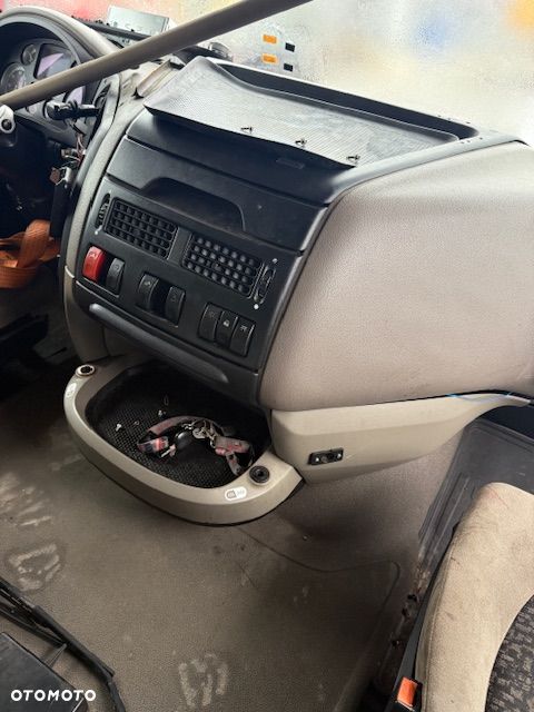 DAF XF 105 460 KABINA KOMPLETNA 2010/2011 rok - 10