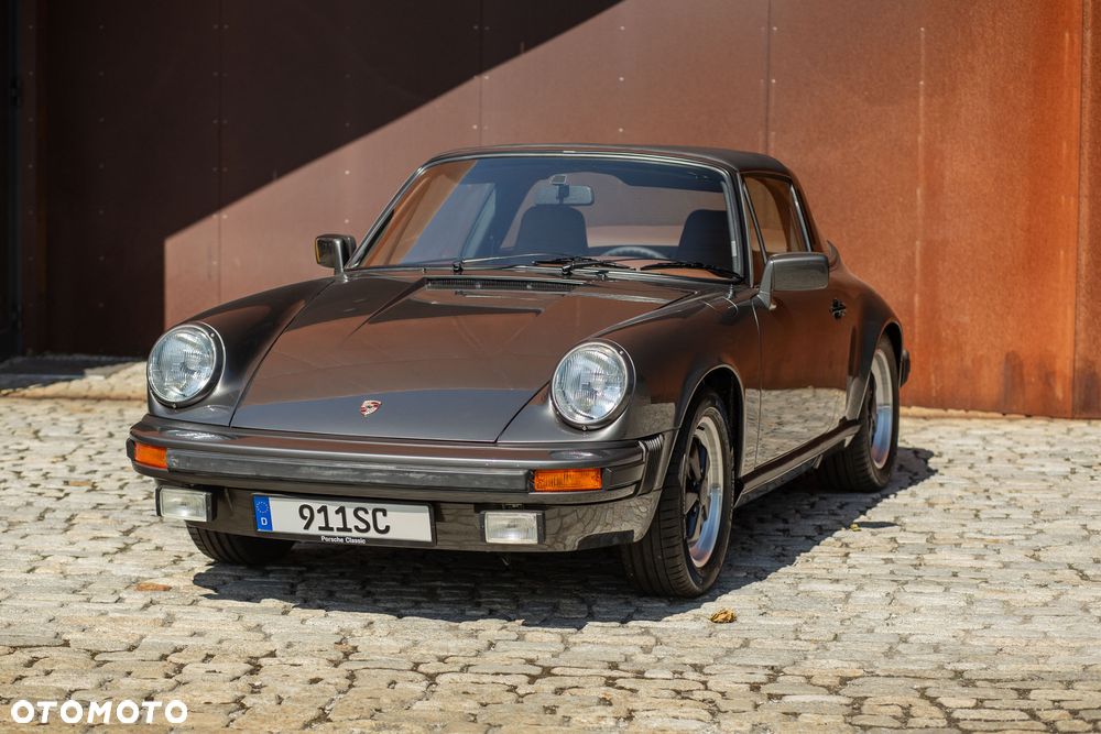 Porsche 911 - 2