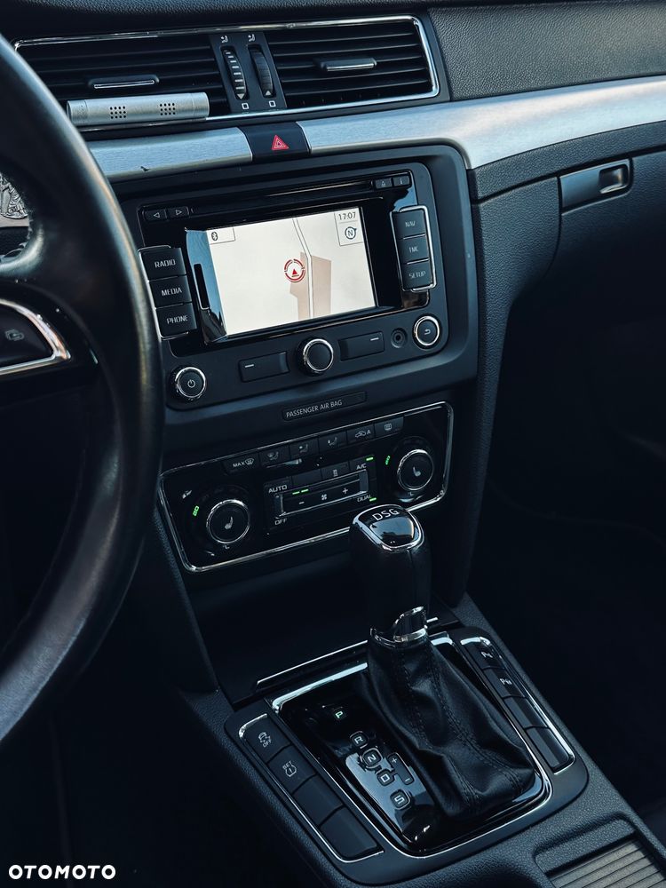 Skoda Superb 1.8 TSI DSG Exclusive - 17