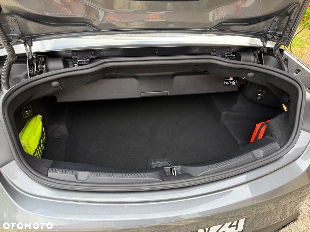 Mercedes-Benz Klasa E AMG 53 Kabriolet 4-Matic+ 9G-TRONIC - 37