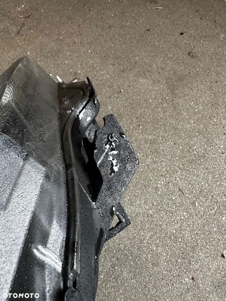 Przód Kompletny Zderzak Lampy Pas przedni Chłodnice Belka Błotniki Toyota Yaris III Lift 1.5 hybryda - 18