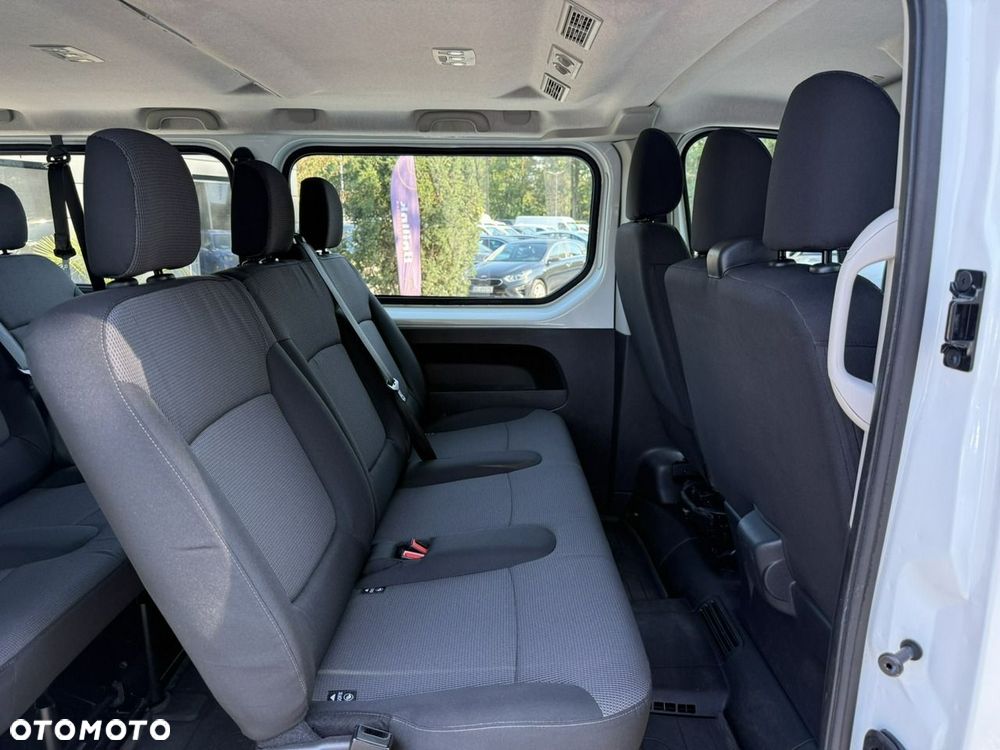 Renault Trafic - 17