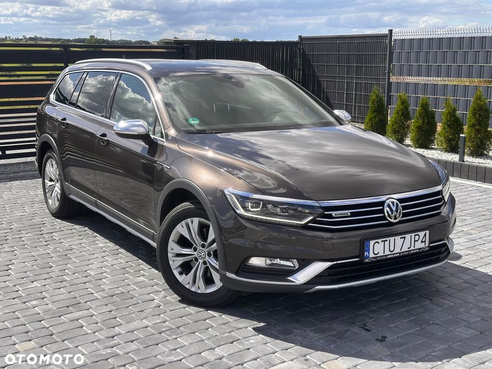 Volkswagen Passat Alltrack 2.0 TDI SCR 4Motion DSG - 4