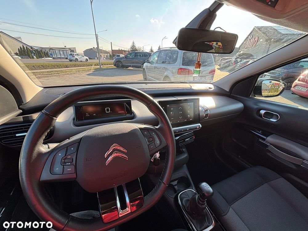 Citroën C4 Cactus 1.5 BlueHDi Shine Pack - 26