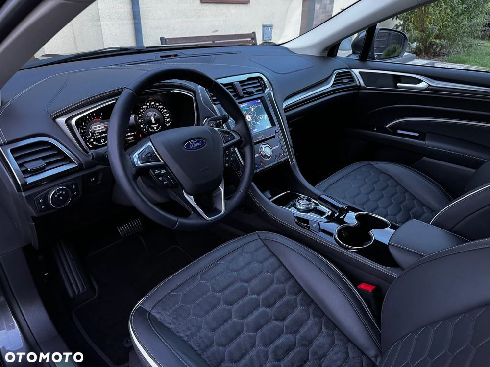 Ford Mondeo 2.0 EcoBlue Vignale - 17
