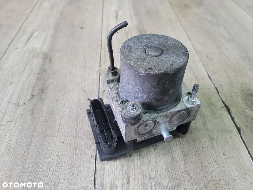 Pompa hamulcowa ABS NISSAN ALMERA TINO 2,2 DCI 2004r 0265800358