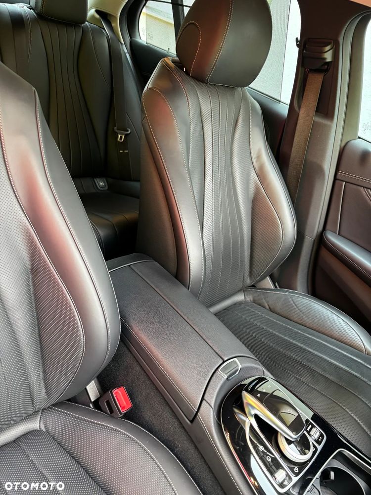 Mercedes-Benz Klasa E 400 d 4-Matic 9G-TRONIC - 4