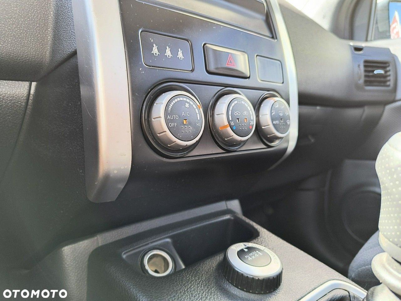 Nissan X-Trail - 24