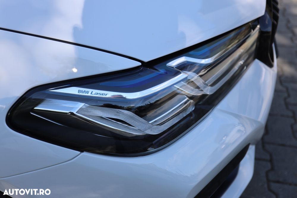 BMW Seria 5 530e Aut. M Sport Edition - 12