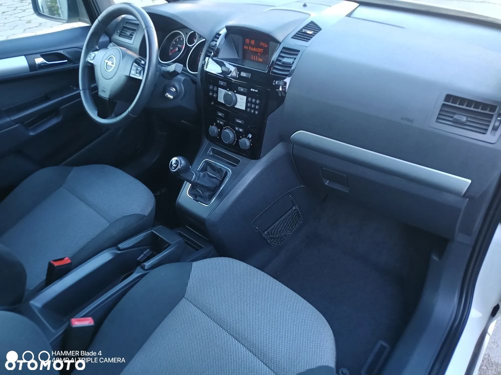 Opel Zafira 1.8 Edition - 18