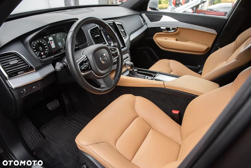 Volvo XC 90 D5 AWD R-Design - 15