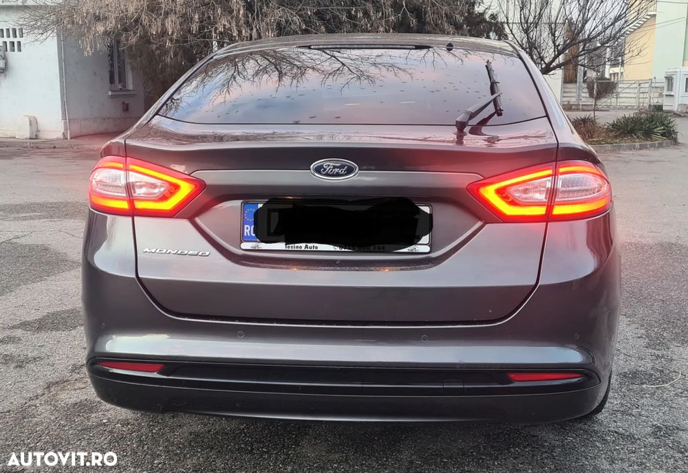Ford Mondeo 2.0 TDCi Powershift Titanium - 3