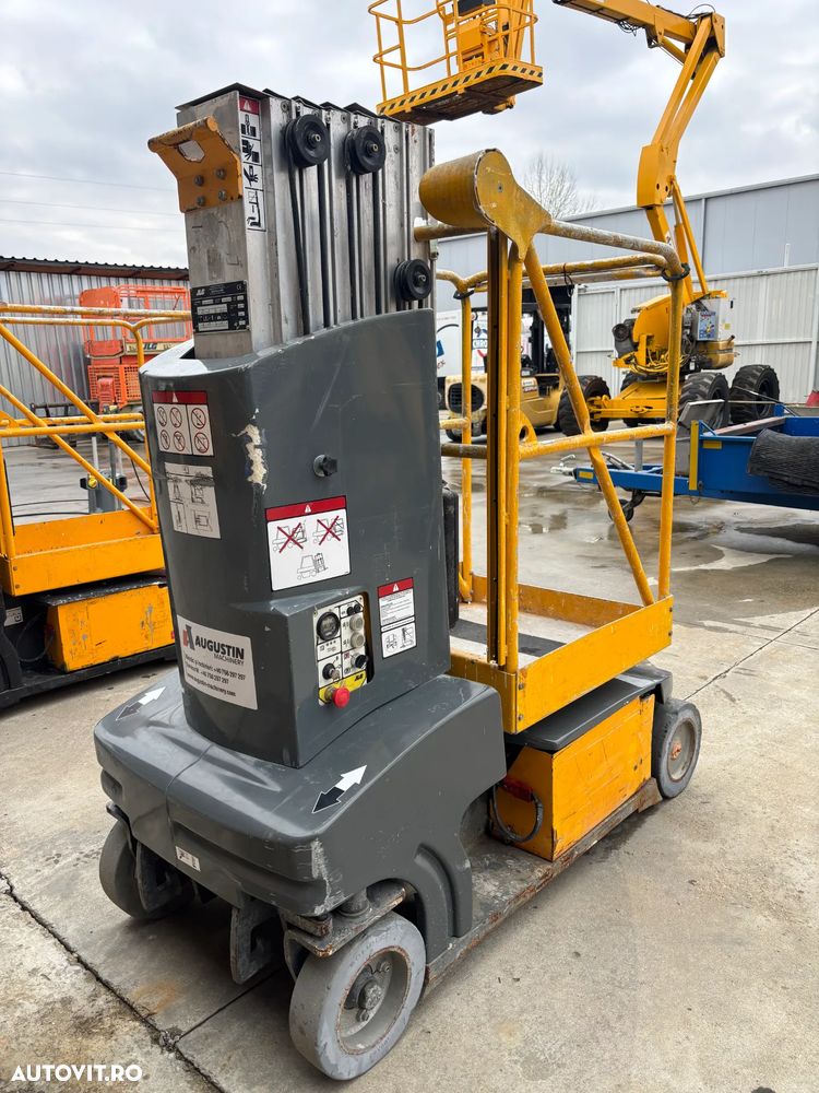 JLG Toucan Junior8 (A202) - 2