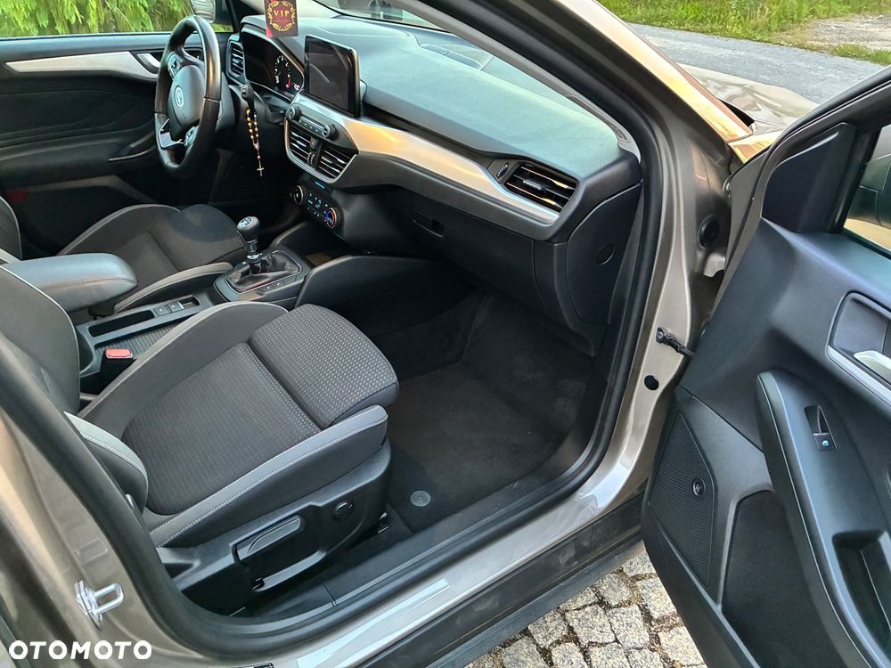Ford Focus - 10