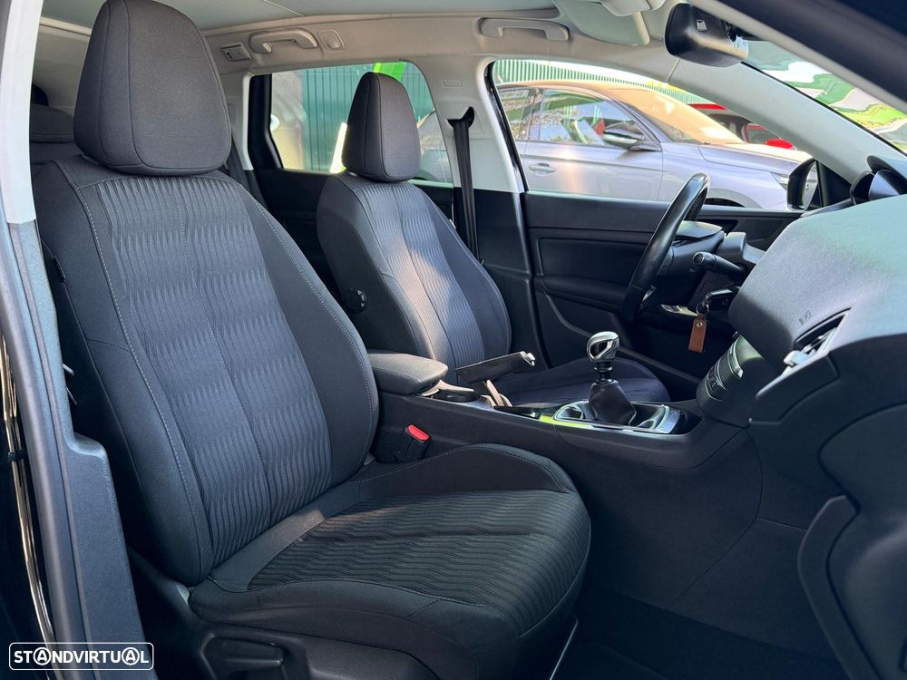 Peugeot 308 SW BlueHDi 120 Stop & Start Nível 2 Business-Line - 30
