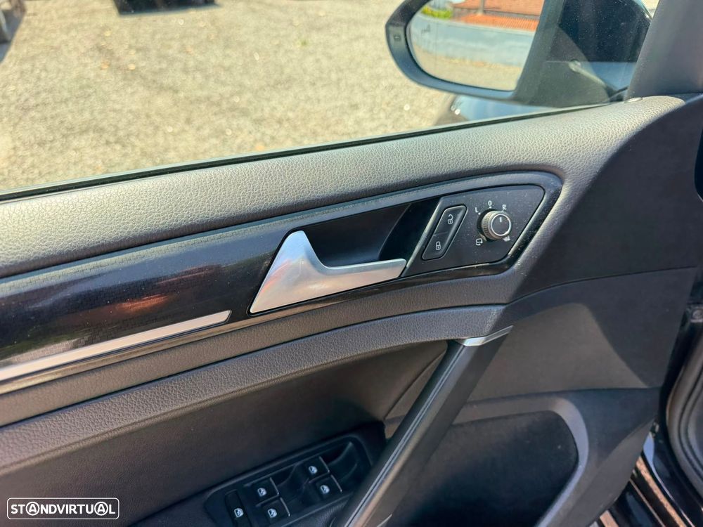 VW Golf 2.0 TSI R DSG - 36