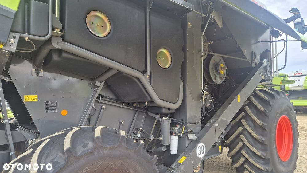 Claas Lexion 760 z hederem - 7
