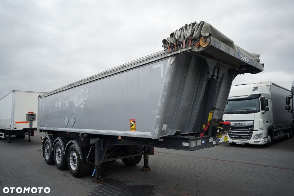 Stas / WYWROTKA - 28 m3 / ALUMINIOWA / OŚ PODNOSZONA / PLANDEKA ELEKTRYCZNA /   WAGA: 5 260 KG / / - 7