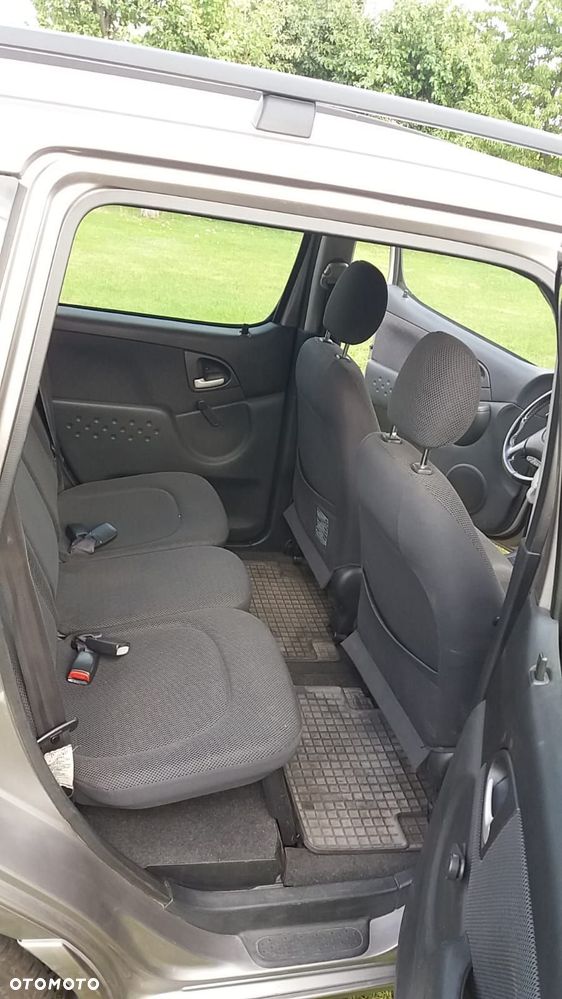 Toyota Yaris Verso 1.4 D-4D - 6