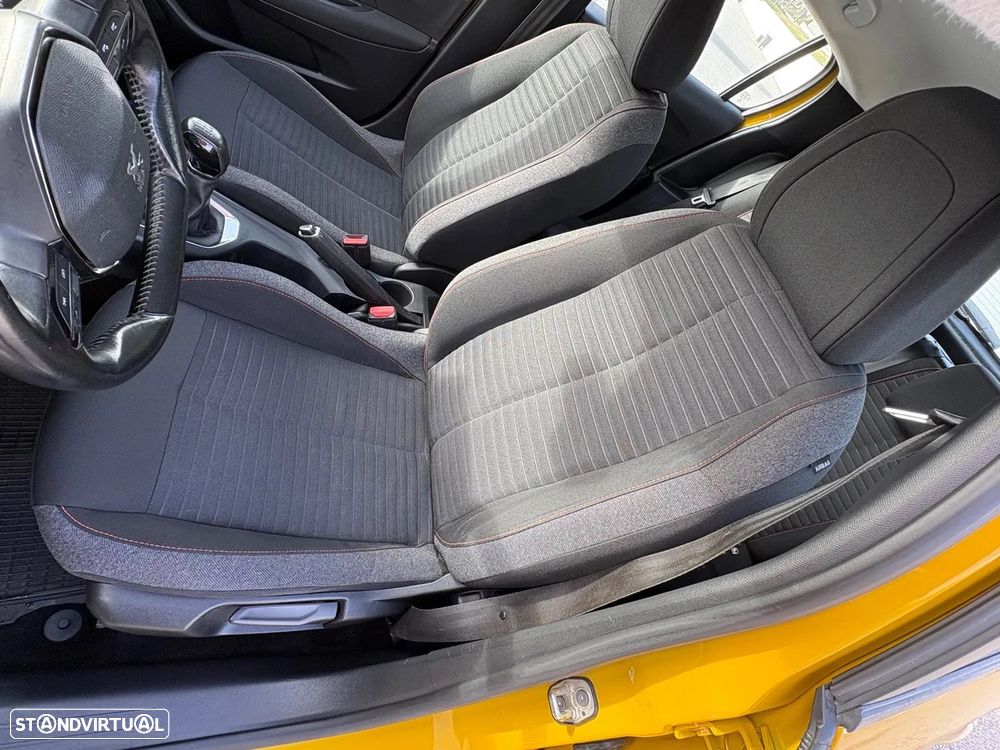 Peugeot 208 1.2 PureTech Active Pack - 14