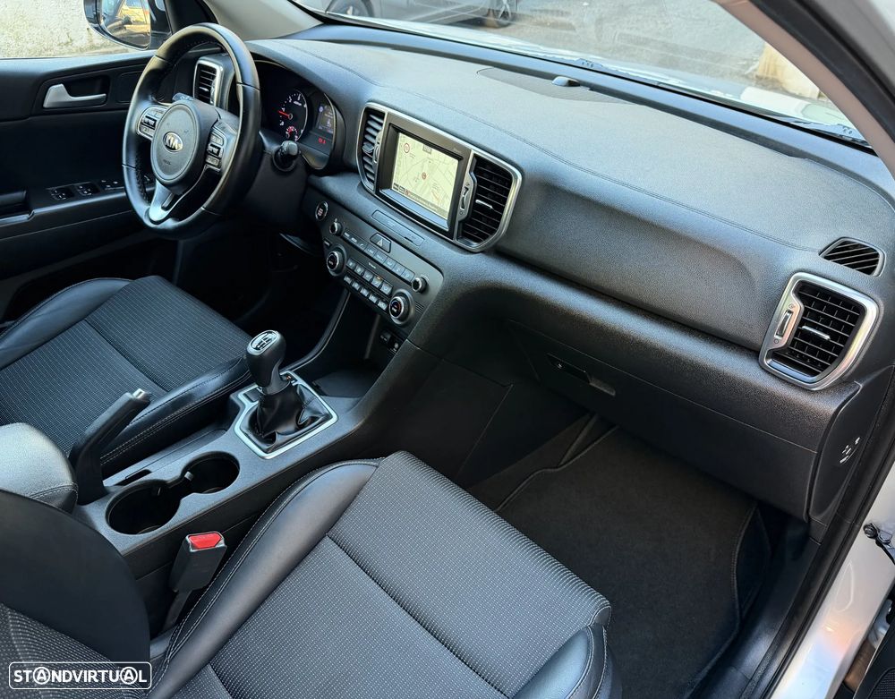 Kia Sportage 1.7 CRDi ISG TX - 17
