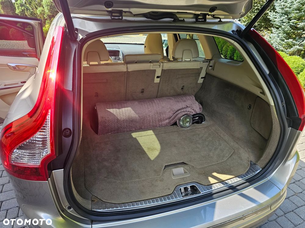 Volvo XC 60 T6 AWD Summum - 11