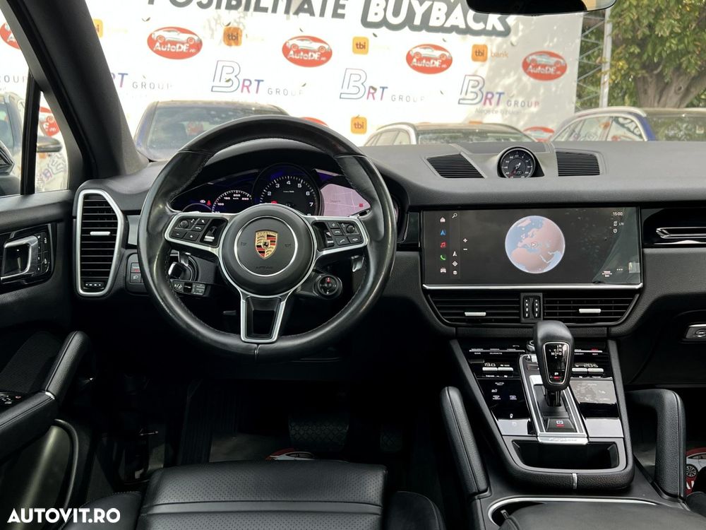 Porsche Cayenne - 9