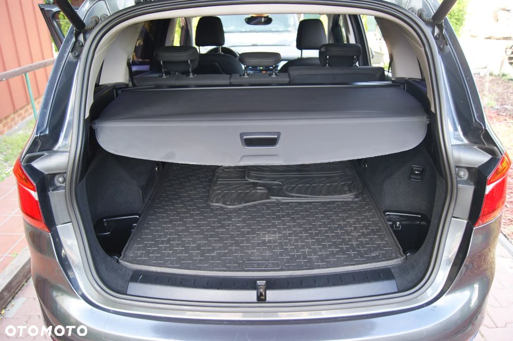 BMW Seria 2 218d GT Sport Line - 29