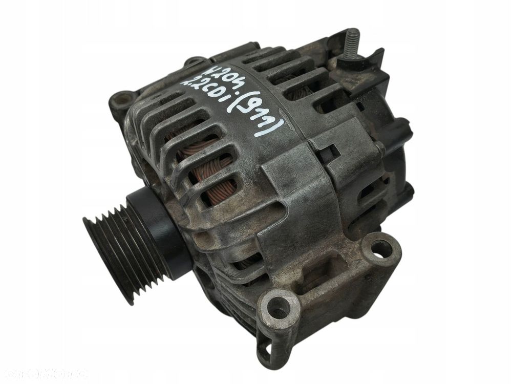 ALTERNATOR Mercedes W204 2.2 CDI A0009060401 TG15C182 150A VALEO - 1