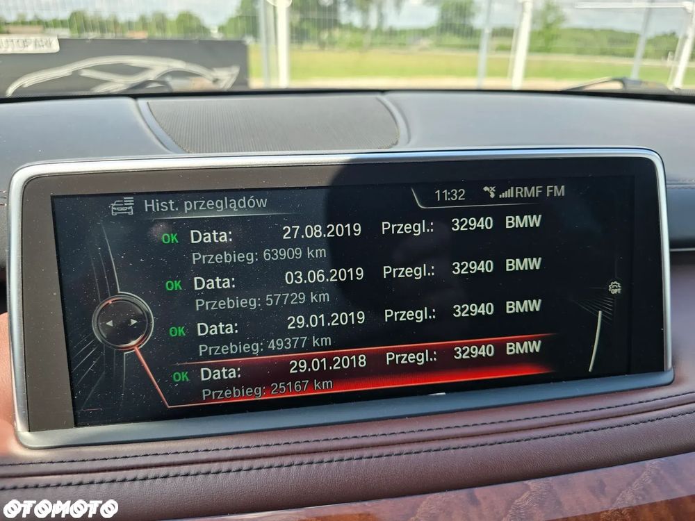 BMW X5 ver-m50d - 33