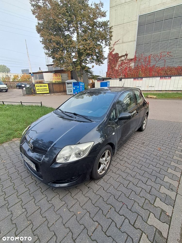Toyota Auris 2008 photo 3