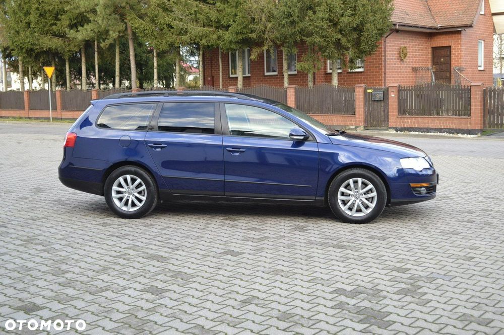 Volkswagen Passat - 14