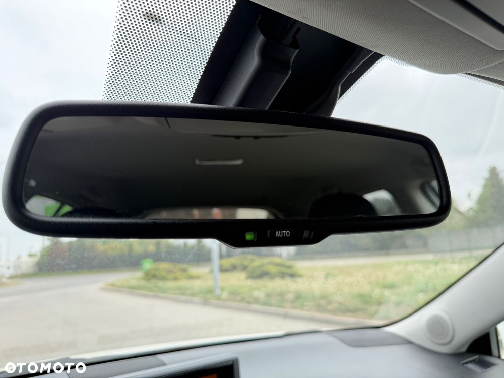 Lexus CT 200h Prestige - 27