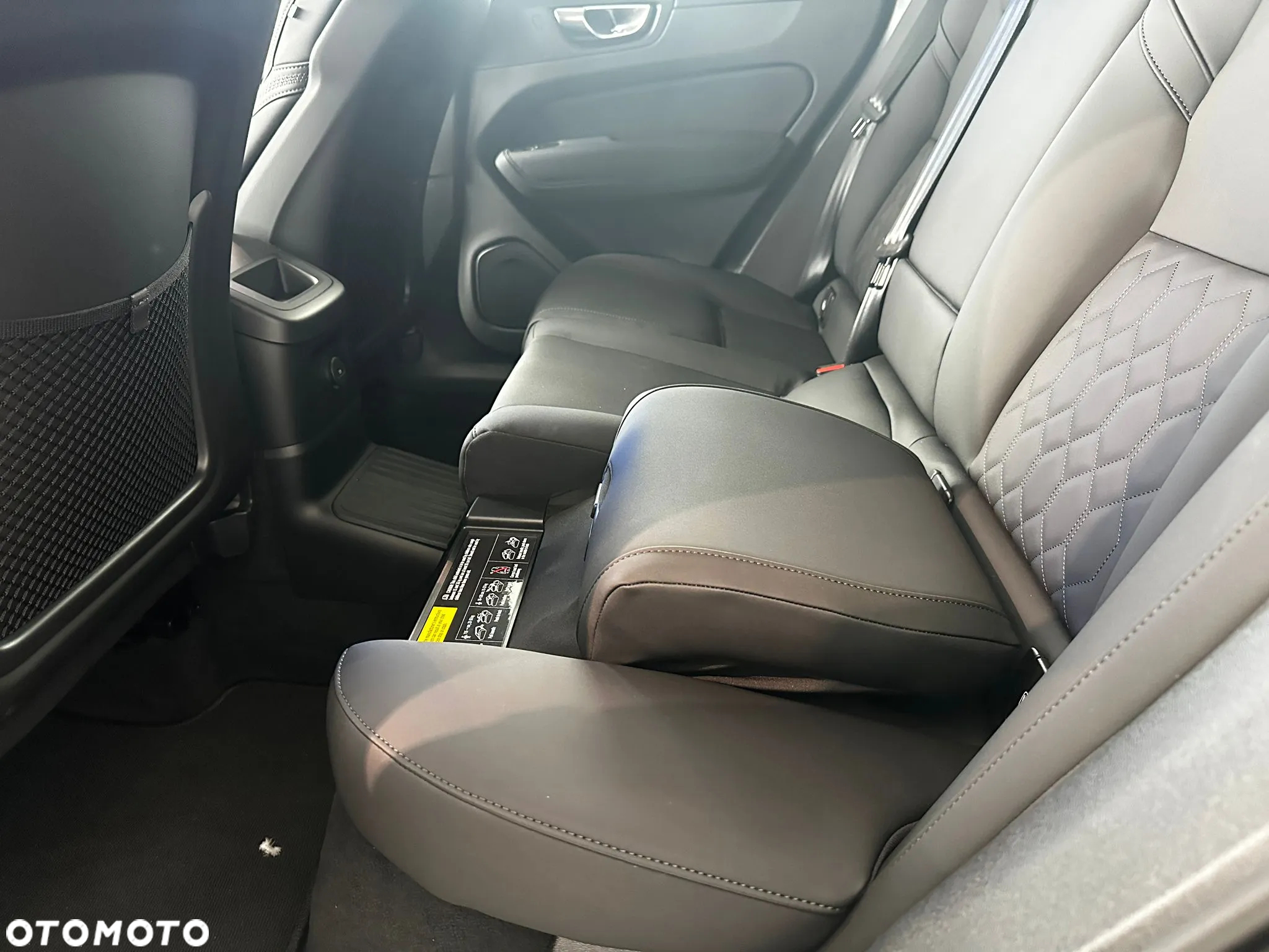 Volvo XC 60 B5 B AWD Plus Bright - 15