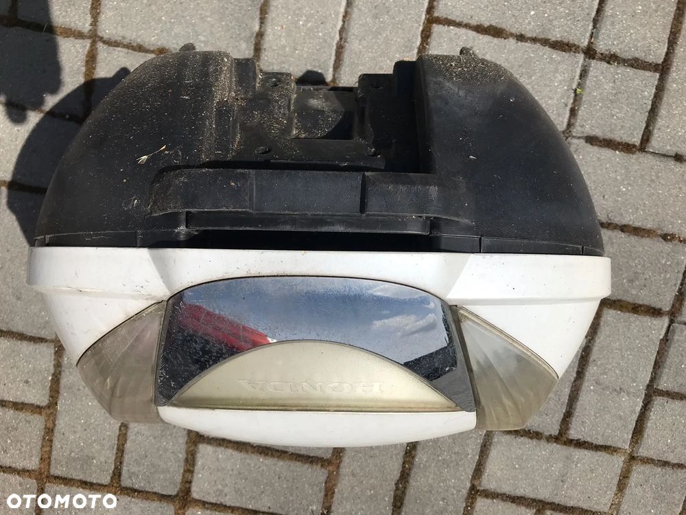Honda SH  125  300  kufer kuferek tył - 2