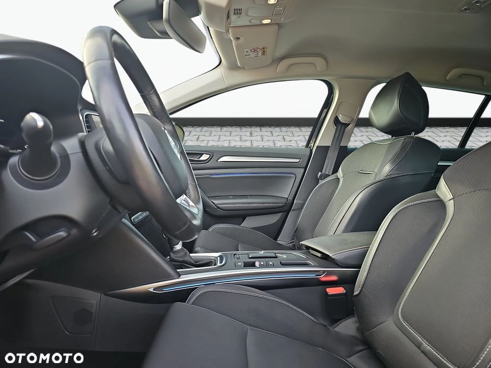 Renault Megane 1.3 TCe FAP Techno EDC - 10