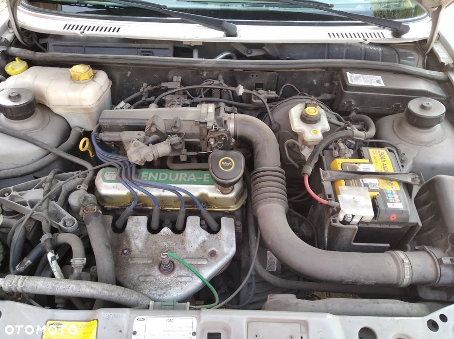 Na części Ford Fiesta MK5 Silnik Skrzynia Maska Zderzak Drzwi Klapa Szyba - 2