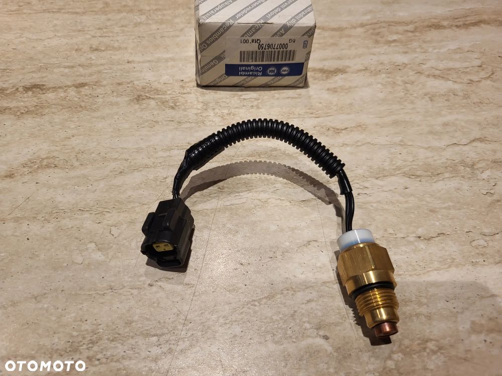 Czujnik temperatury silnika (wody) FIAT CNQ Cinquecento 700 oryginalny - 3