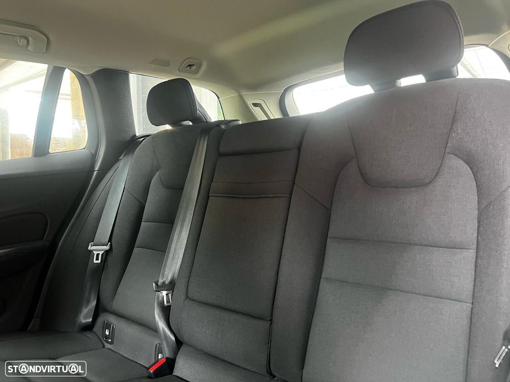 Volvo V60 2.0 T6 AWD TE Inscription - 12