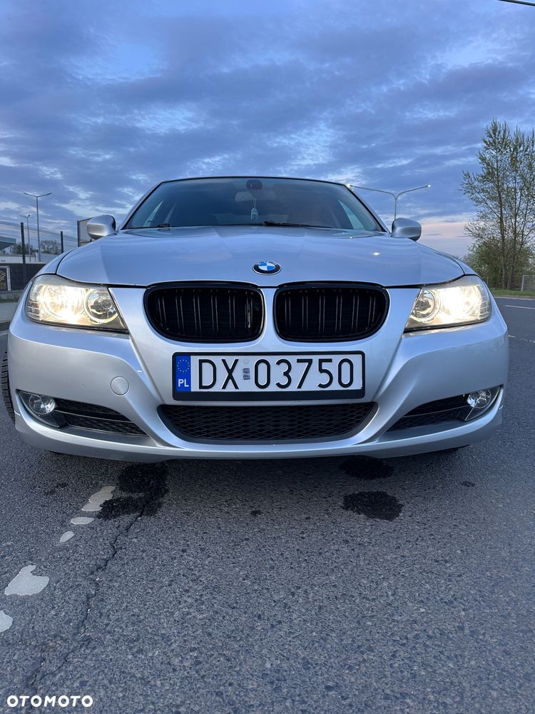 BMW Seria 3 320d DPF - 35